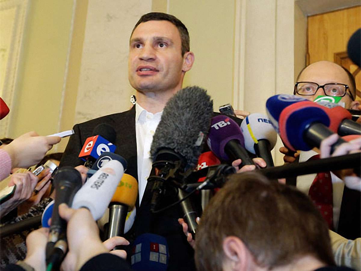 Опозиція хоче ініціювати референдум про недовіру Раді