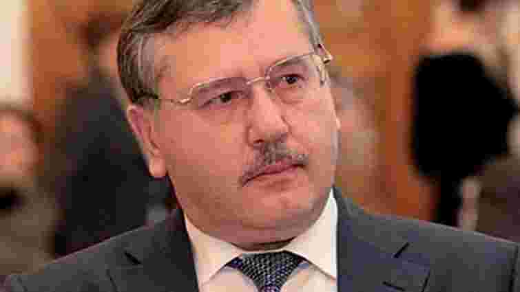Гриценко заявив про відмову від депутатського мандата