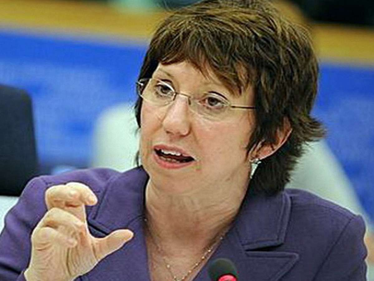 Ештон закликала Януковича гарантувати перегляд новоприйнятих законів