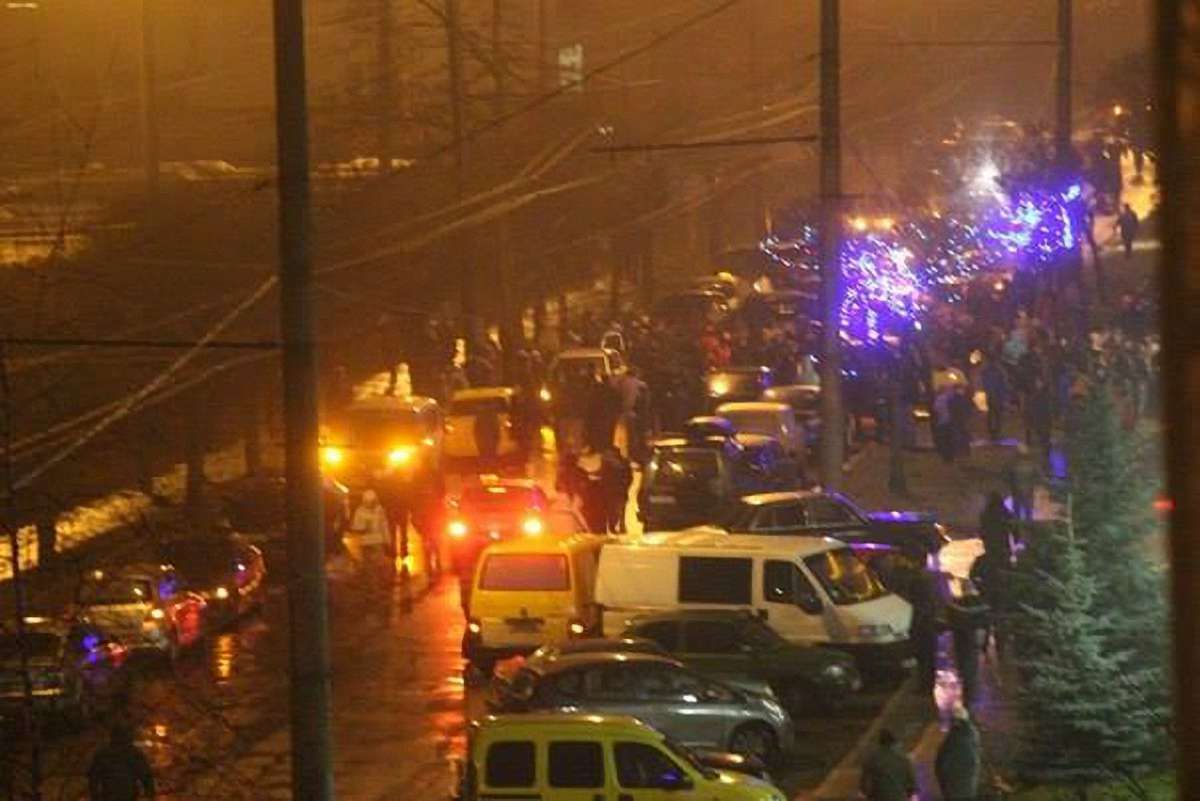 У Львові заблокували бійців ВВ, які отримали наказ їхати на Київ 