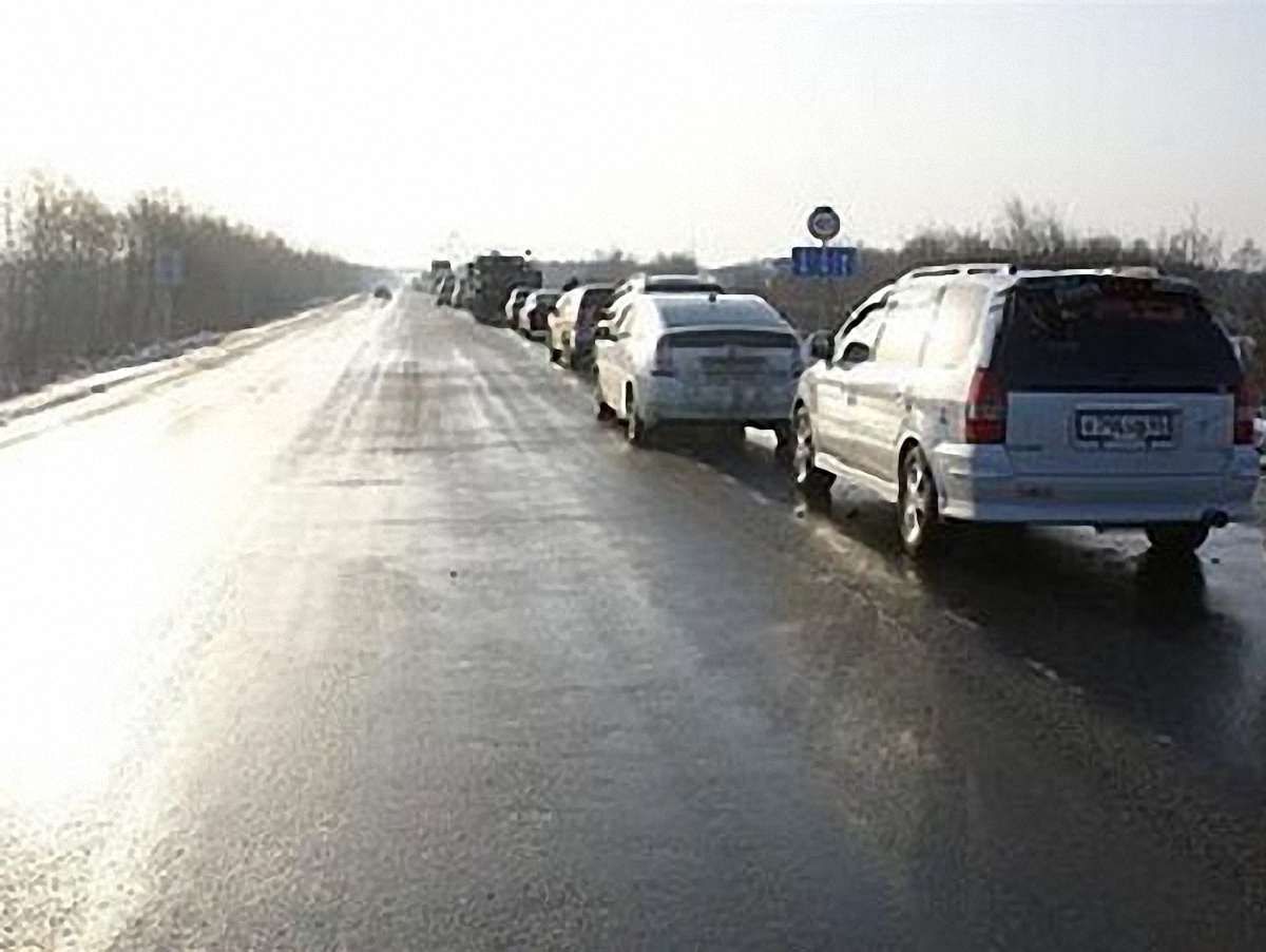 Водії попереджають про ожеледицю на дорогах Львівщини
