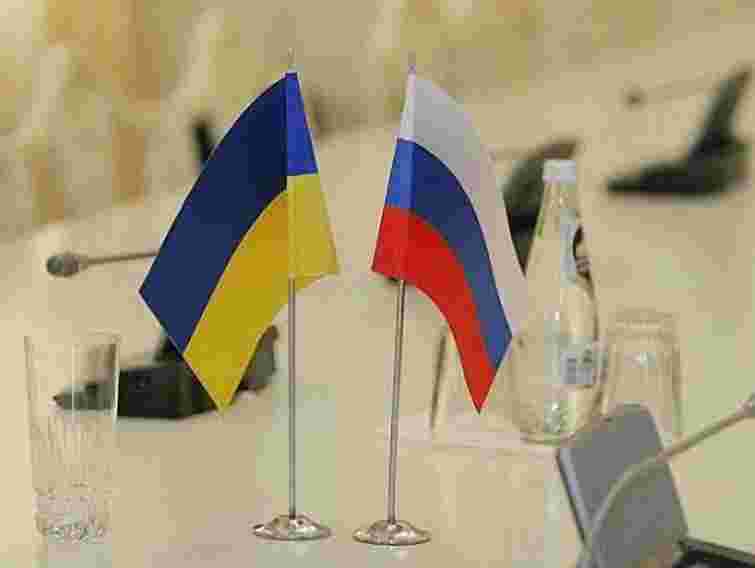 Ситуацію в Україні розхитують із-за кордону, – МЗС РФ