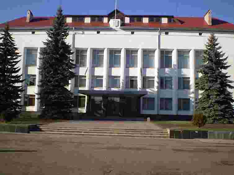 У Бродах на Львівщині штурмом взяли будівлю райдержадміністрації