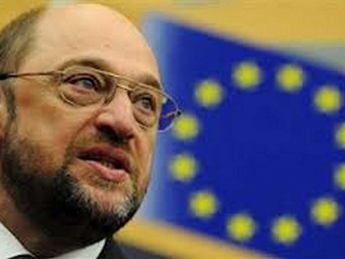 На форумі в Давосі загиблих у Києві вшанували хвилиною мовчання