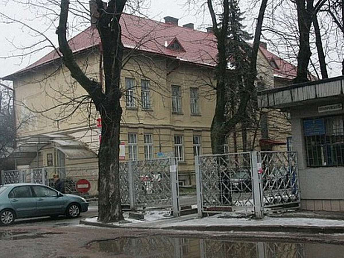 У львівській психлікарні заблокували спецпідрозділ «Грифон»
