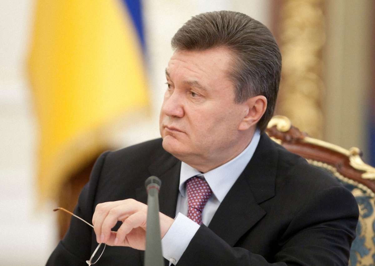 Янукович зустрівся з фракцією ПР у Верховній Раді