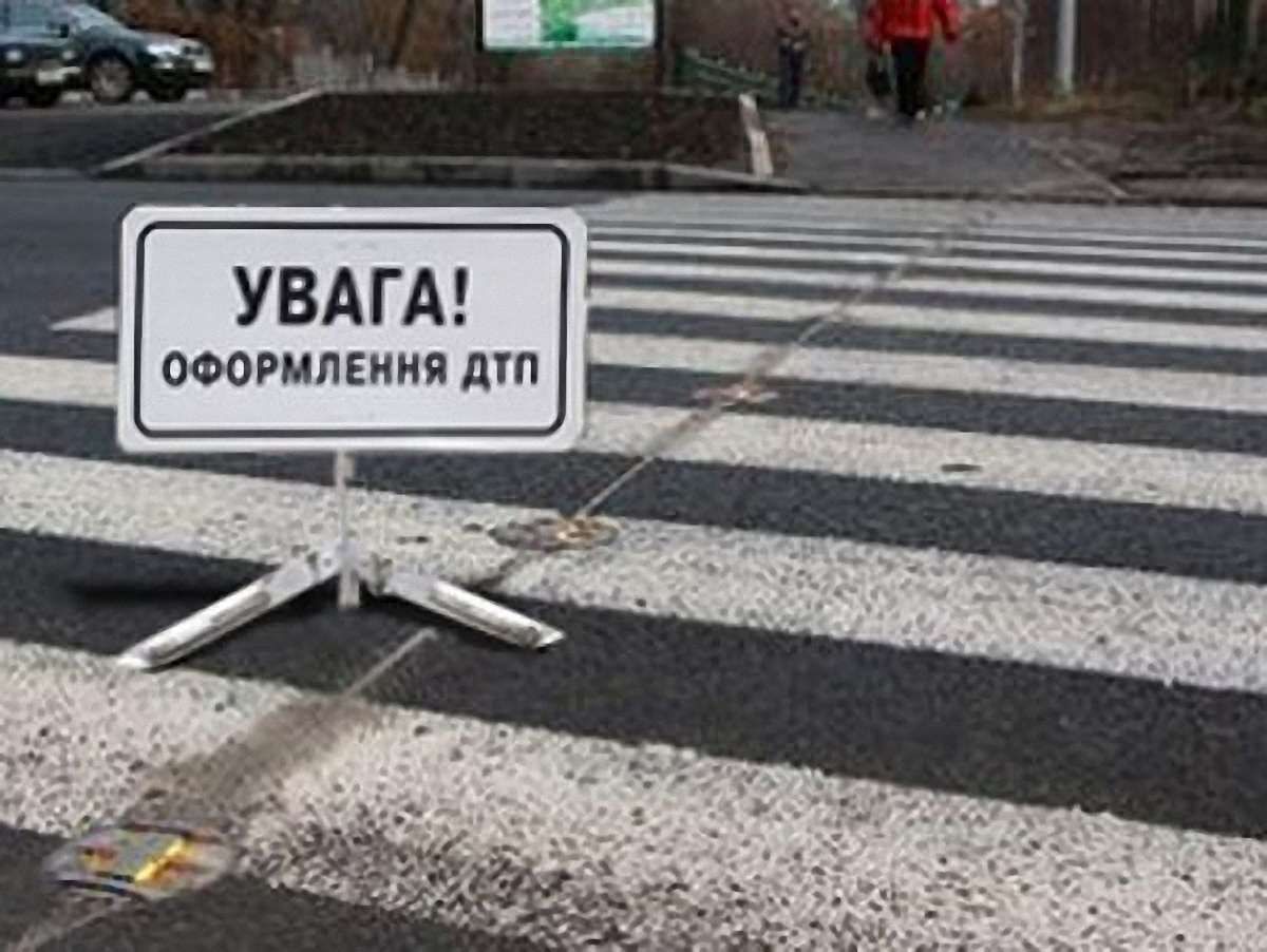 Львів’янка на переході збила трьох дівчат