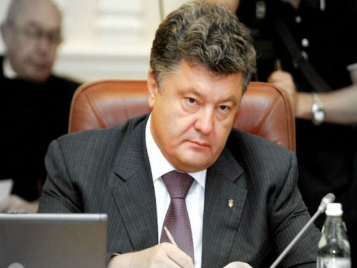 Новий уряд має відновити процес з підписання асоціації, - Порошенко