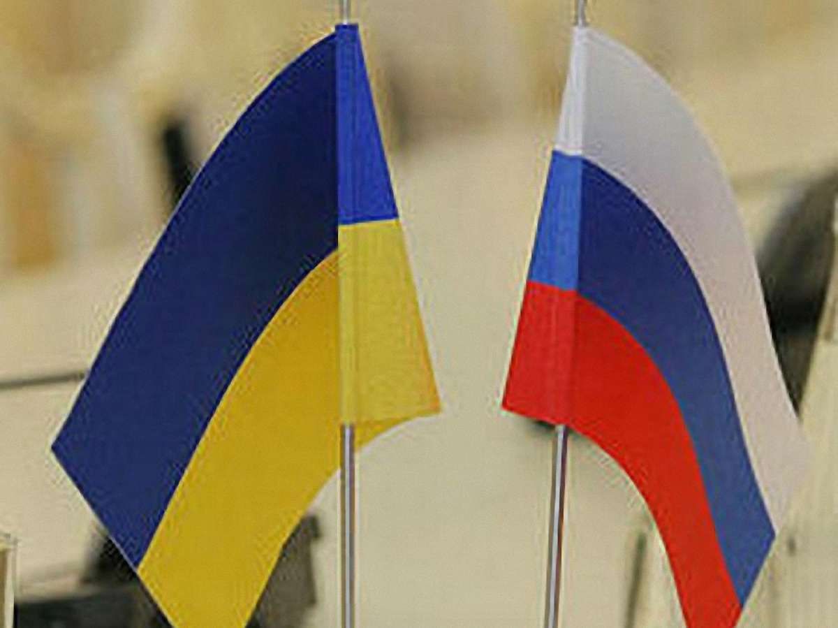 До створення нового уряду Росія зупиняє надання допомоги Україні