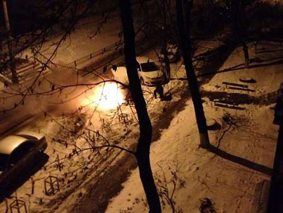 Міліція підтвердила факт масових підпалів автівок у Києві