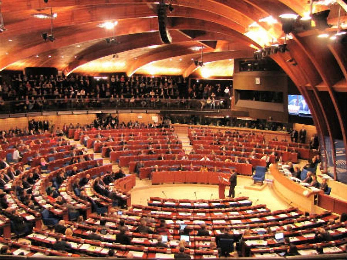 ПАРЄ ухвалила жорстку резолюцію стосовно України