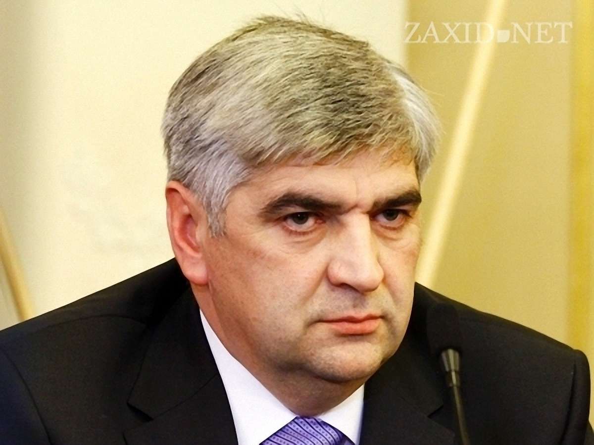 Львівський Автомайдан пікетував ресторан родини Сала