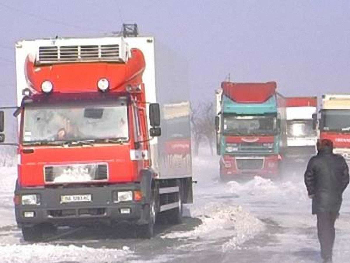 В Україні до 123 сіл досі обмежений рух транспорту