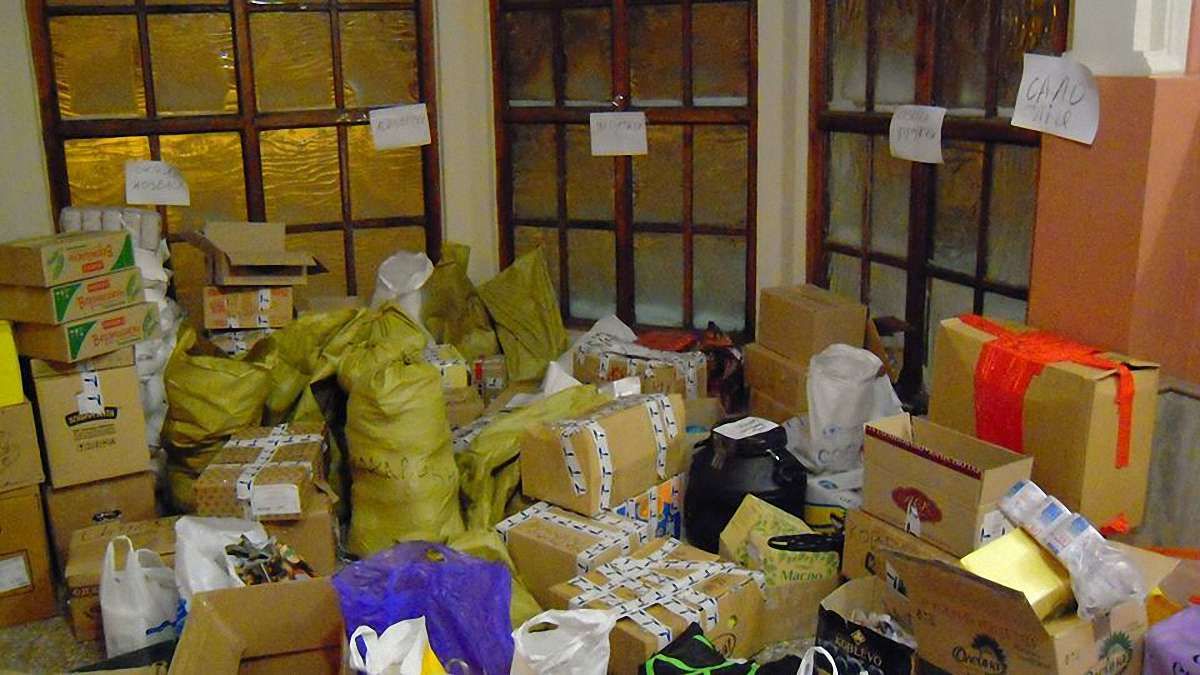 Польський вантаж для Євромайдану два дні не можуть розмитнити