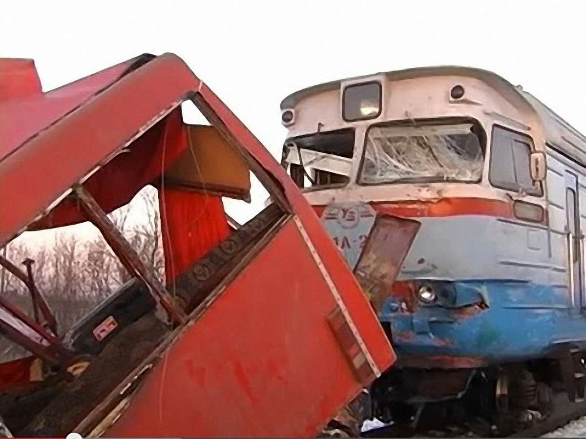 У прокуратурі назвали попередню причину ДТП на Сумщині