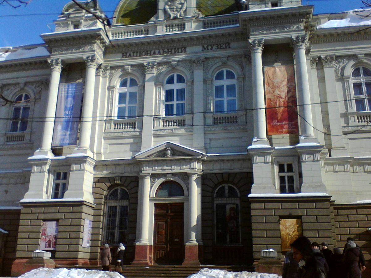 У Львові раз в місяць можна безплатно відвідати Національний музей