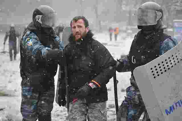 Суд над побитим львівським фотографом знову перенесли