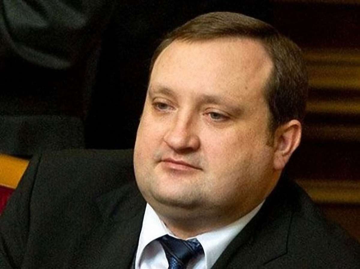 Янукович надав Арбузову повноваження глави уряду