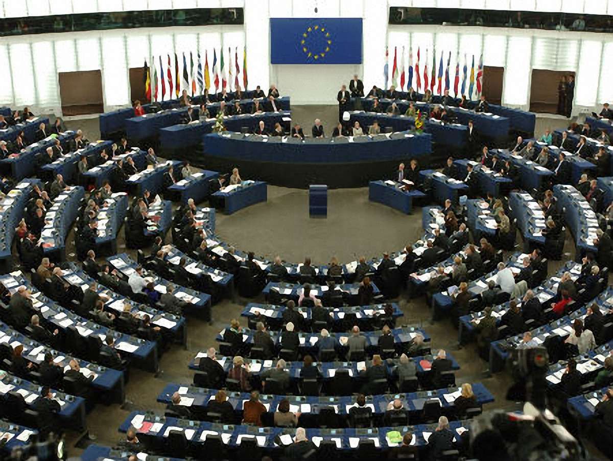 ЄС закличе до санкцій для влади і готує фіндопомогу Україні, - проект резолюції