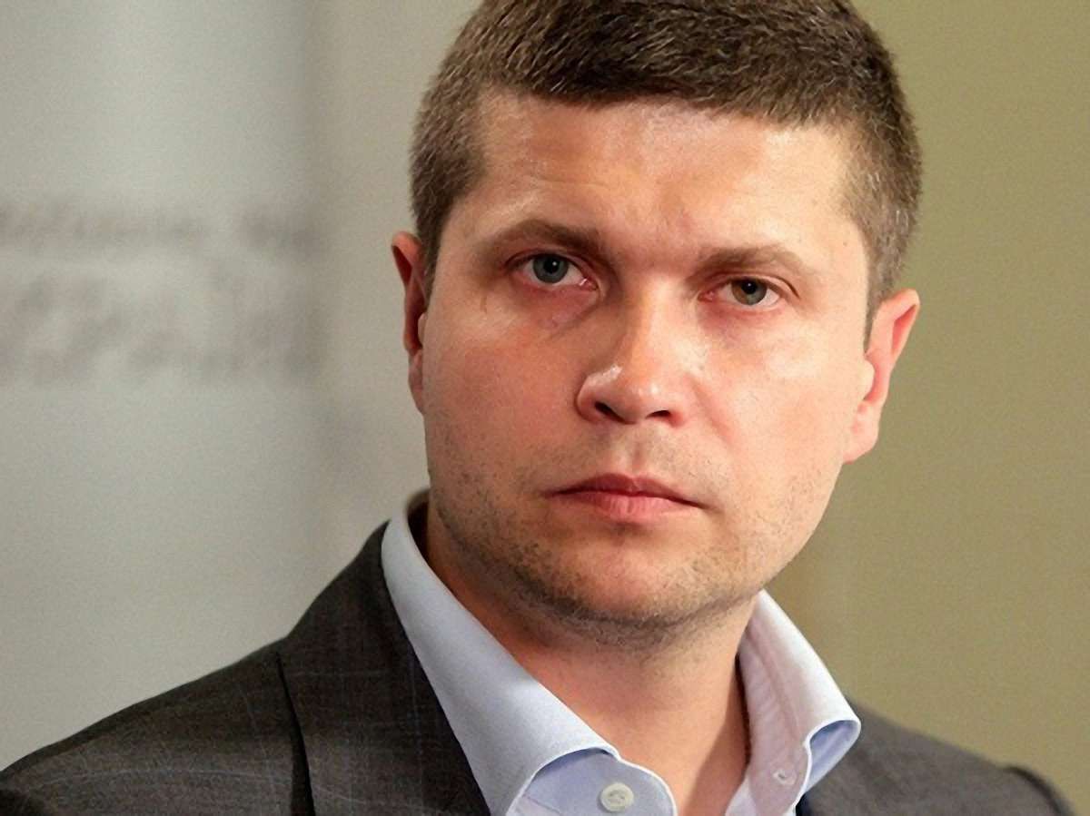 «Ударівець»: НБУ надрукував для уряду 5,7 млрд. грн. за місяць