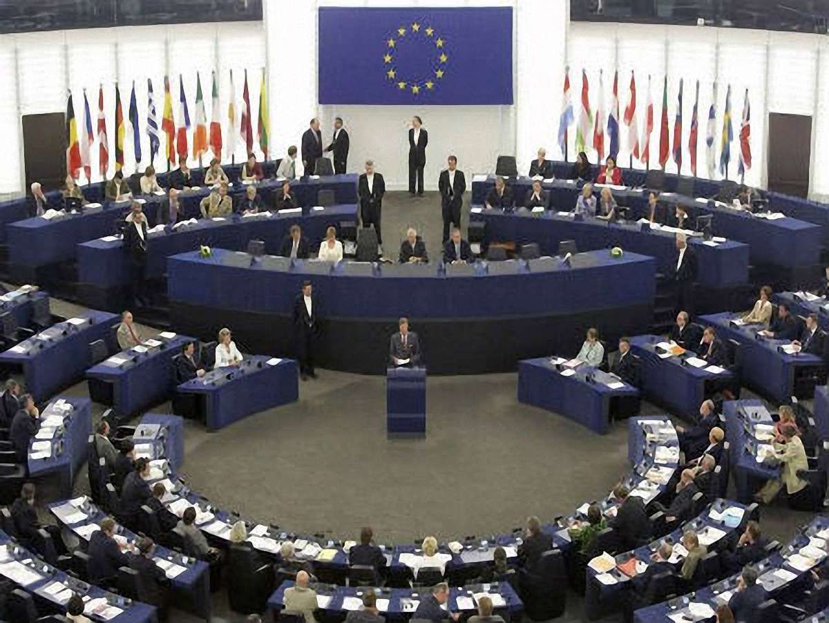Європарламент закликає почати підготовку санкцій, - резолюція