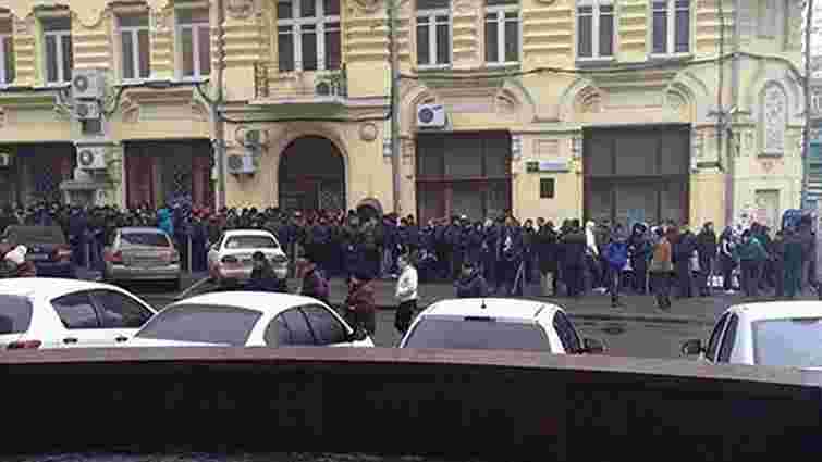 Майдан мобілізовується через загрозу знесення барикад