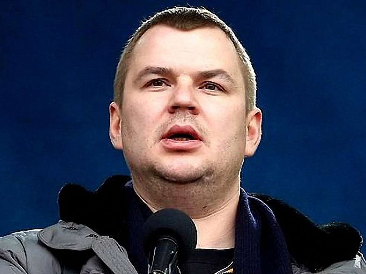 Булатов обіцяє пікетувати візит Януковича до Чехії