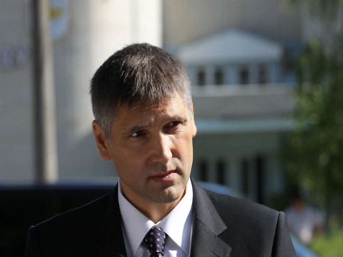 Янукович радиться з експертами щодо кандидатури прем’єра