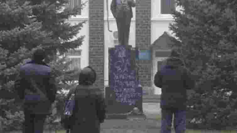 На Полтавщині було пошкоджено три пам’ятники Леніну