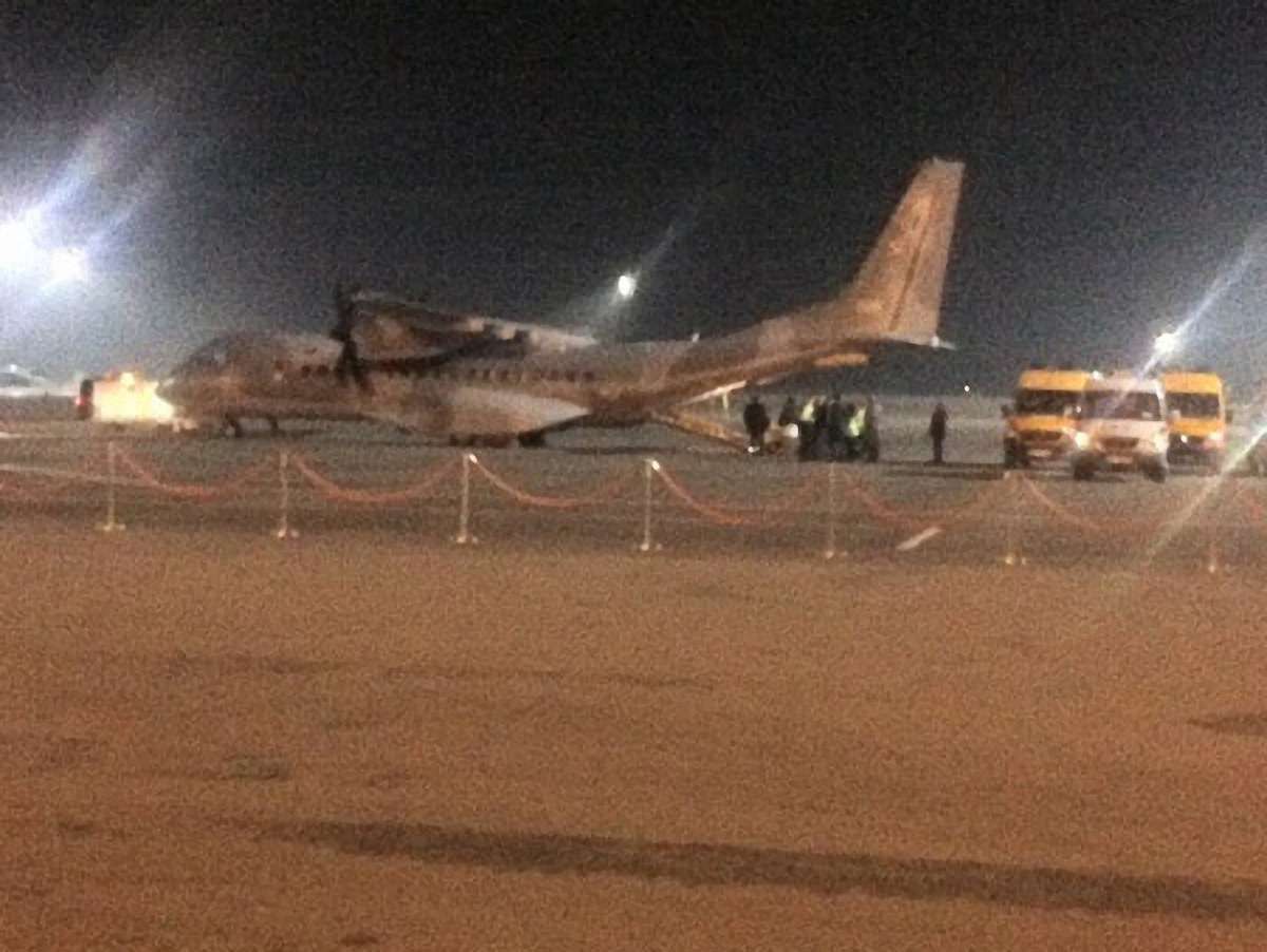 Польща прислала військовий літак за важкопораненими активістами
