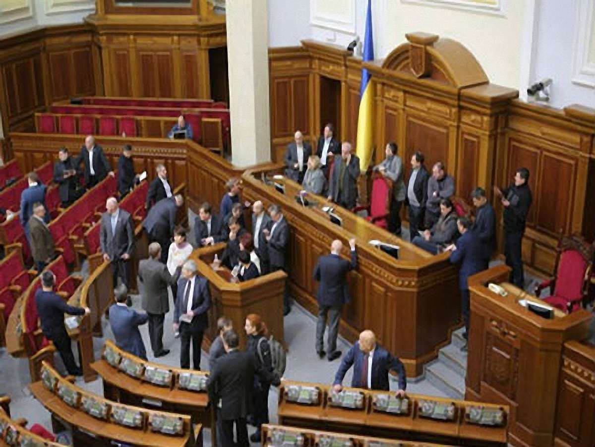 Рибак і Калетник подали у відставку