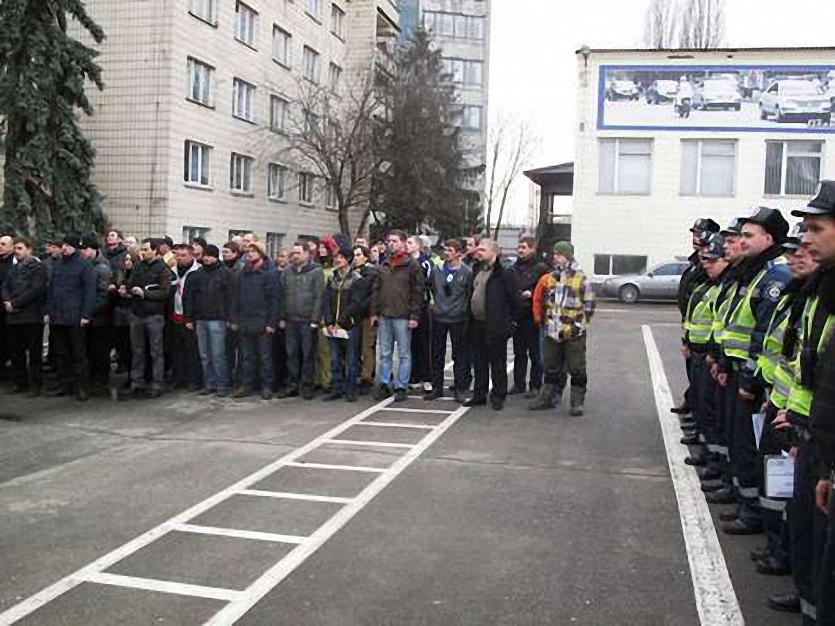«Дорожній контроль» засудив спільні патрулювання активістів з ДАІ