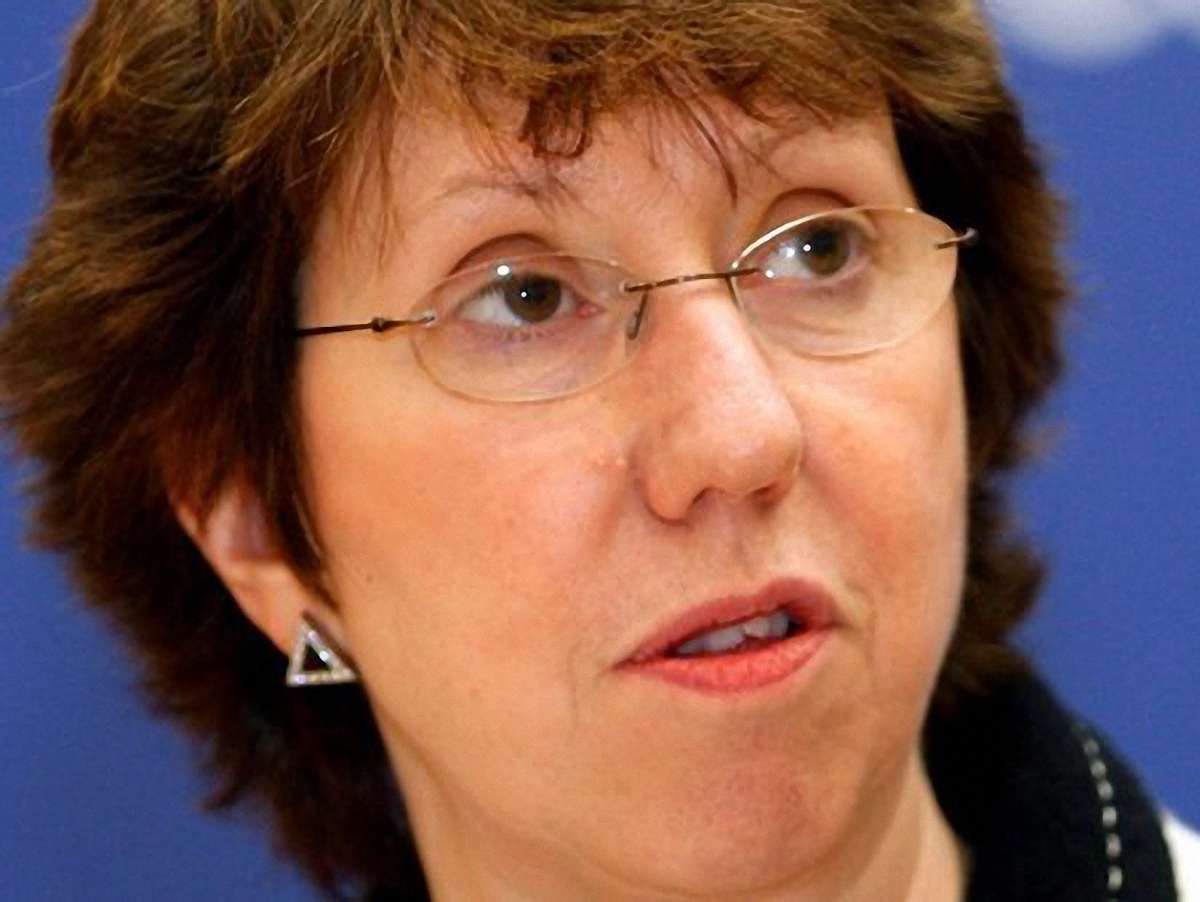 Ештон: ЄС може надати Україні коротко- і довгострокові кредити