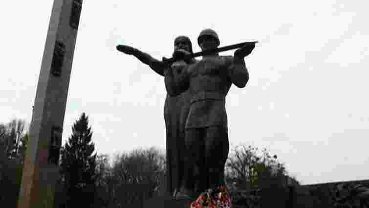 Монумент Слави у Львові перенесуть у музей «Територія терору»