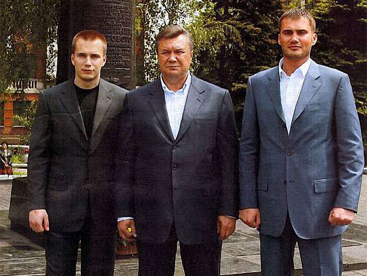 Янукович з двома синами вже в  Росії, – ЗМІ