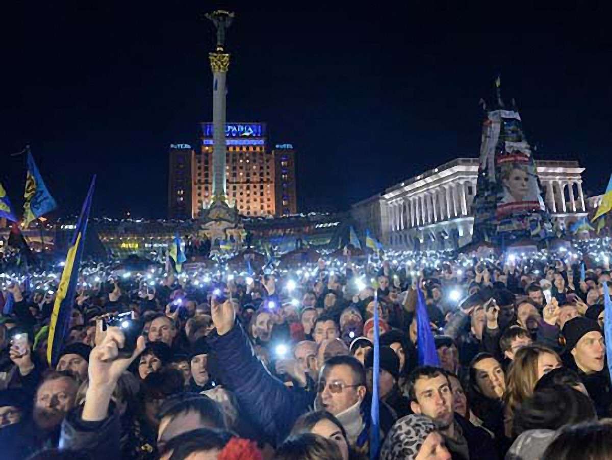 Майдан пропонує затвердити прем'єром Яценюка. Список міністрів