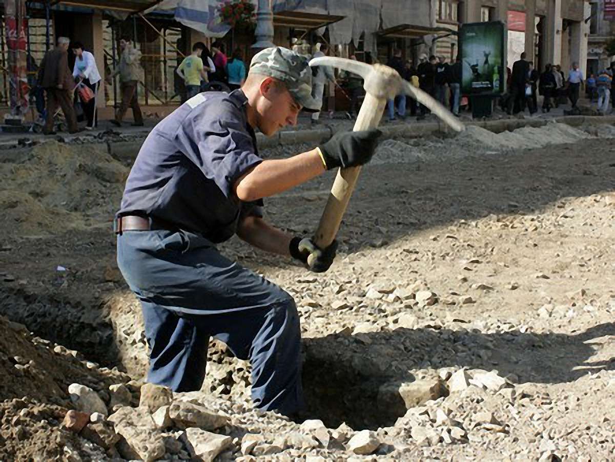 Львів отримав від держави 5,7 млн грн на ремонт доріг