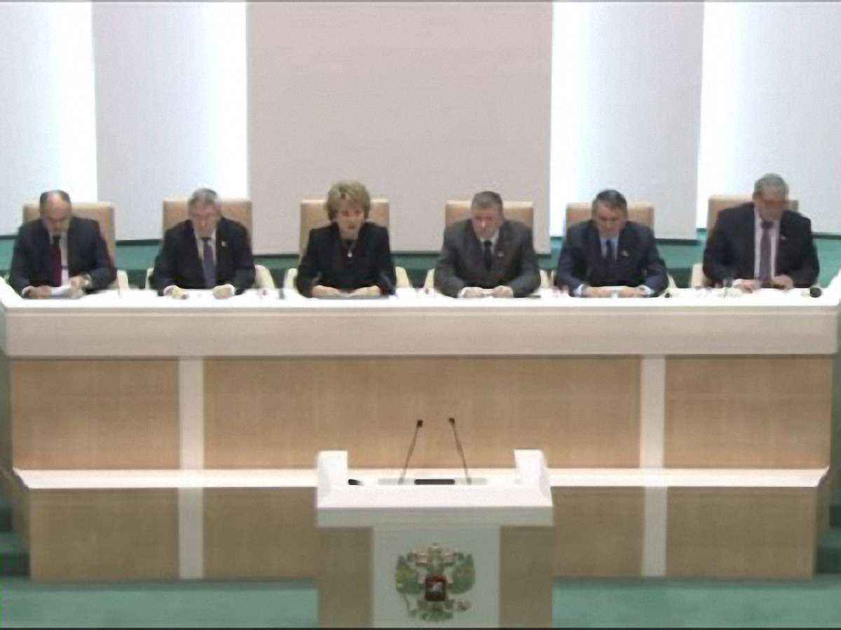 Росія офіційно оголосила про військову інтервенцію в Україну