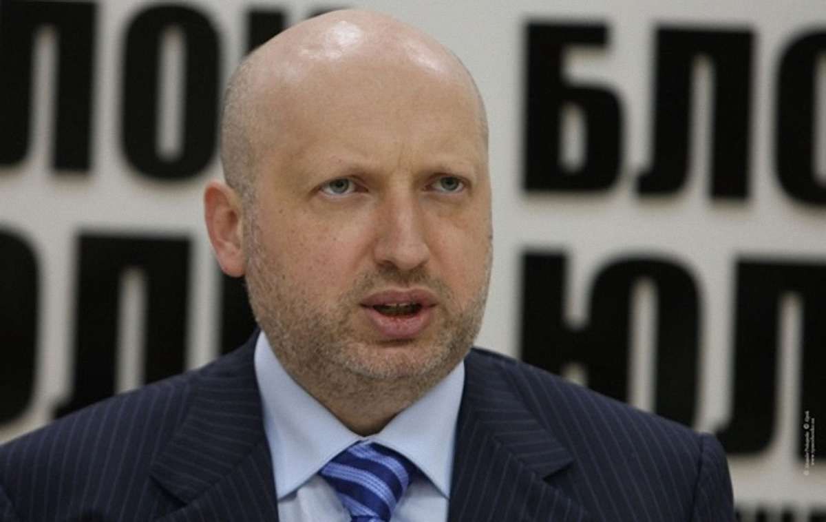 Збройні сили України привели у бойову готовність, - Турчинов