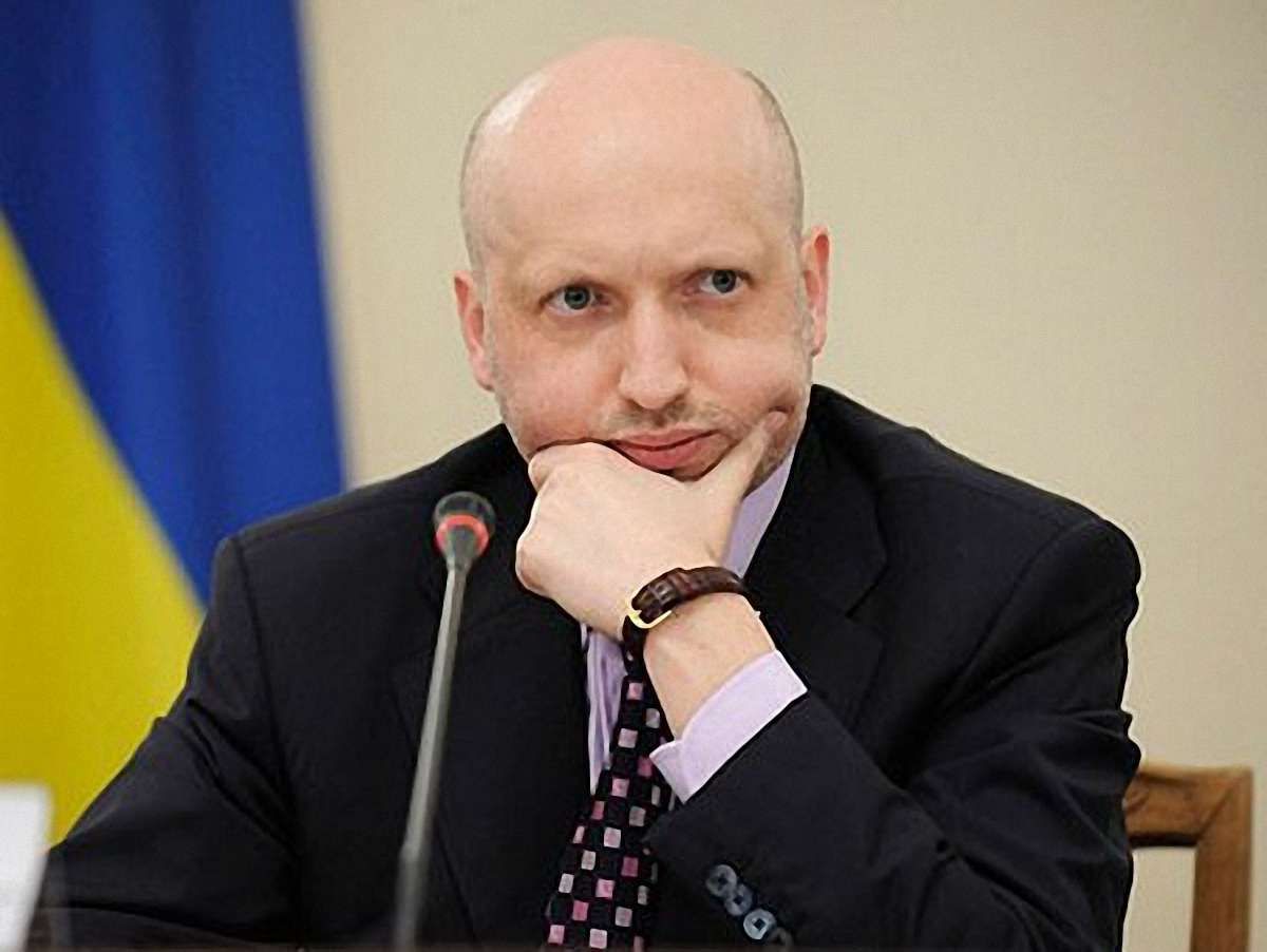 Турчинов заявив, що не підпише скасування «мовного закону»