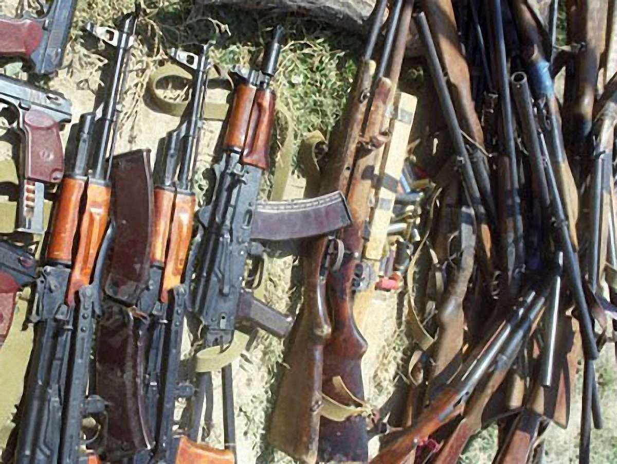 Мешканці Львівщини мають на руках 50 автоматів Калашникова, – Сех
