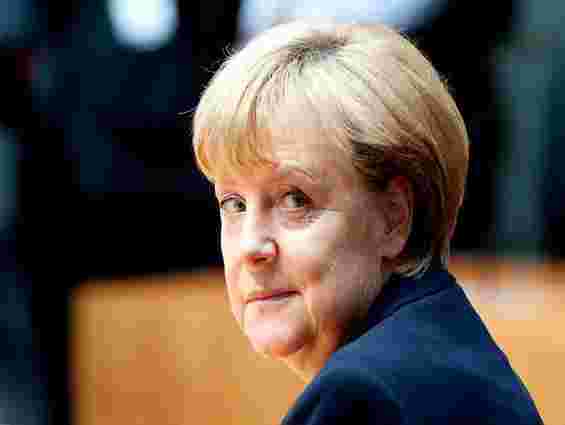 Меркель пообіцяла Україні політичну частину асоціації у найближчі дні
