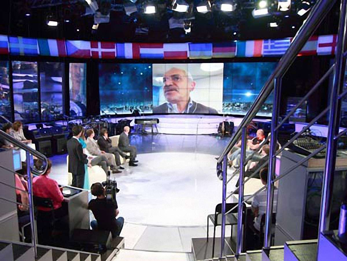 «Шустер live» вийде відразу на двох телеканалах
