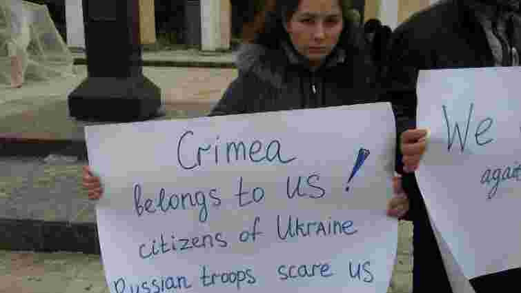 Українці Криму вимагають від влади розповісти, як вона їх рятуватиме