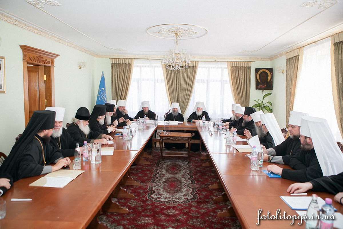 УПЦ МП викинула згадку про «злочинну владу» Януковича
