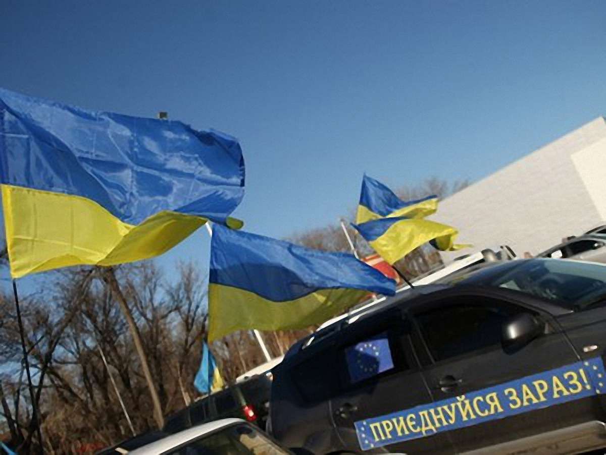У Криму зникло троє автомайданівців