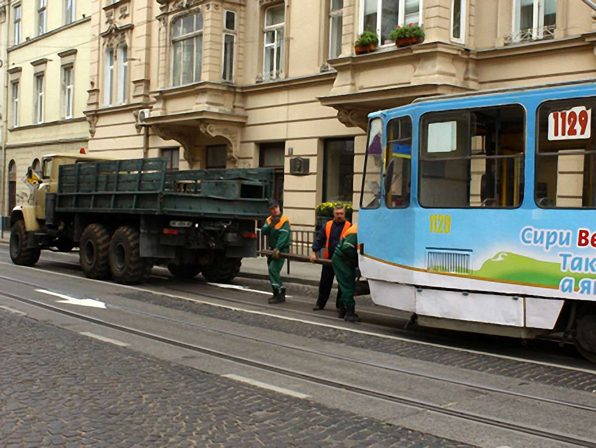 У межах будівництва колії на Сихів збудують підстанцію
