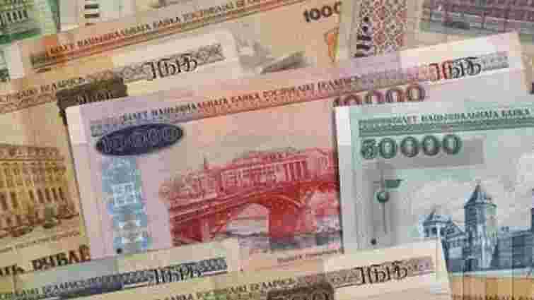 У Криму ввели в офіційний обіг російський рубль