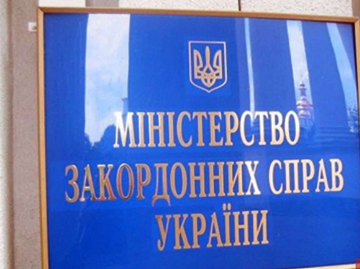 Російські солдати у Криму займаються піратством, – МЗС України