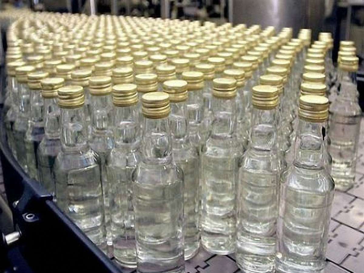 Нелегальний ринок алкоголю в Україні може зрости до 70%